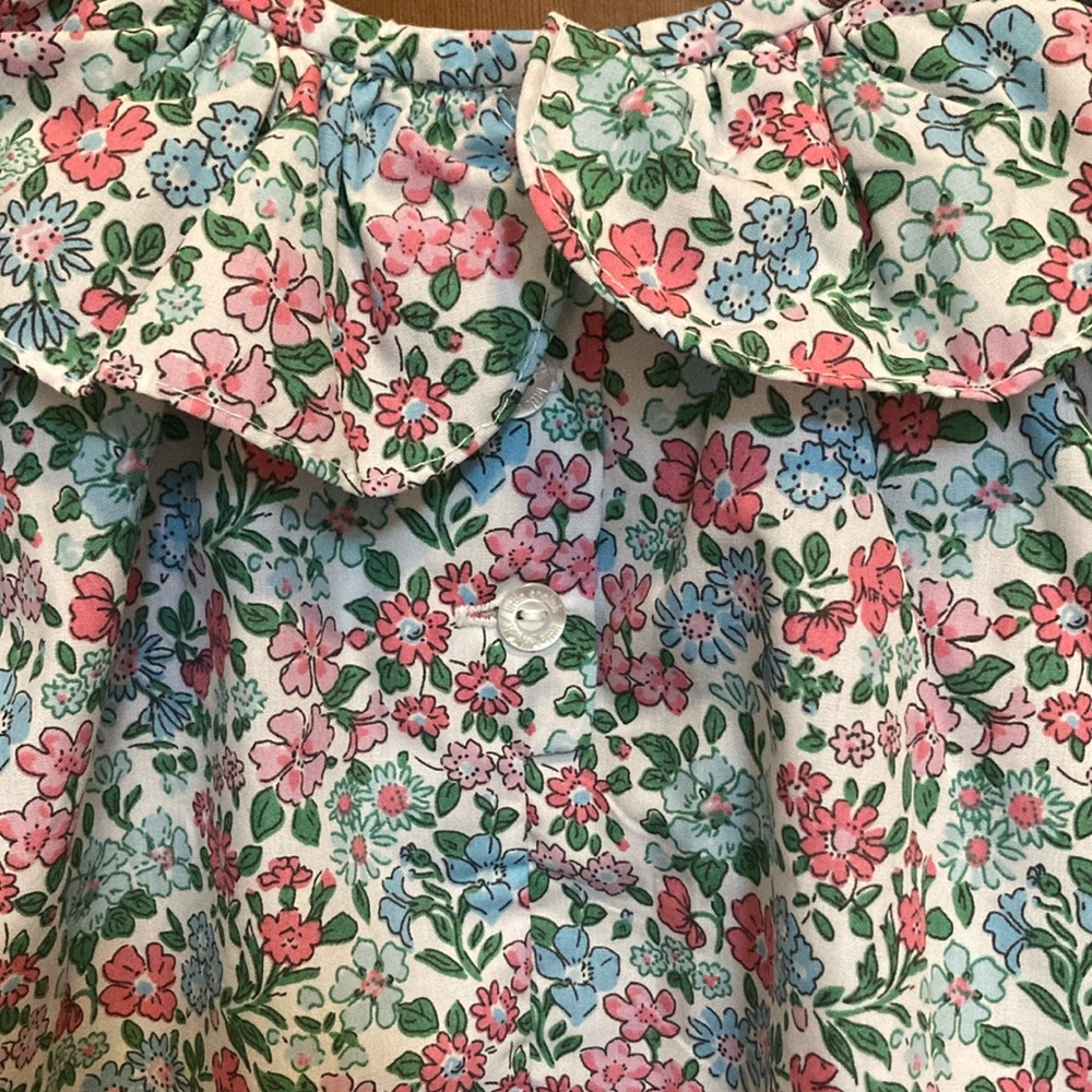 Little English Pink and Green Floral Blouse NWT 18 months RUNS BIG - Picture 7 of 8